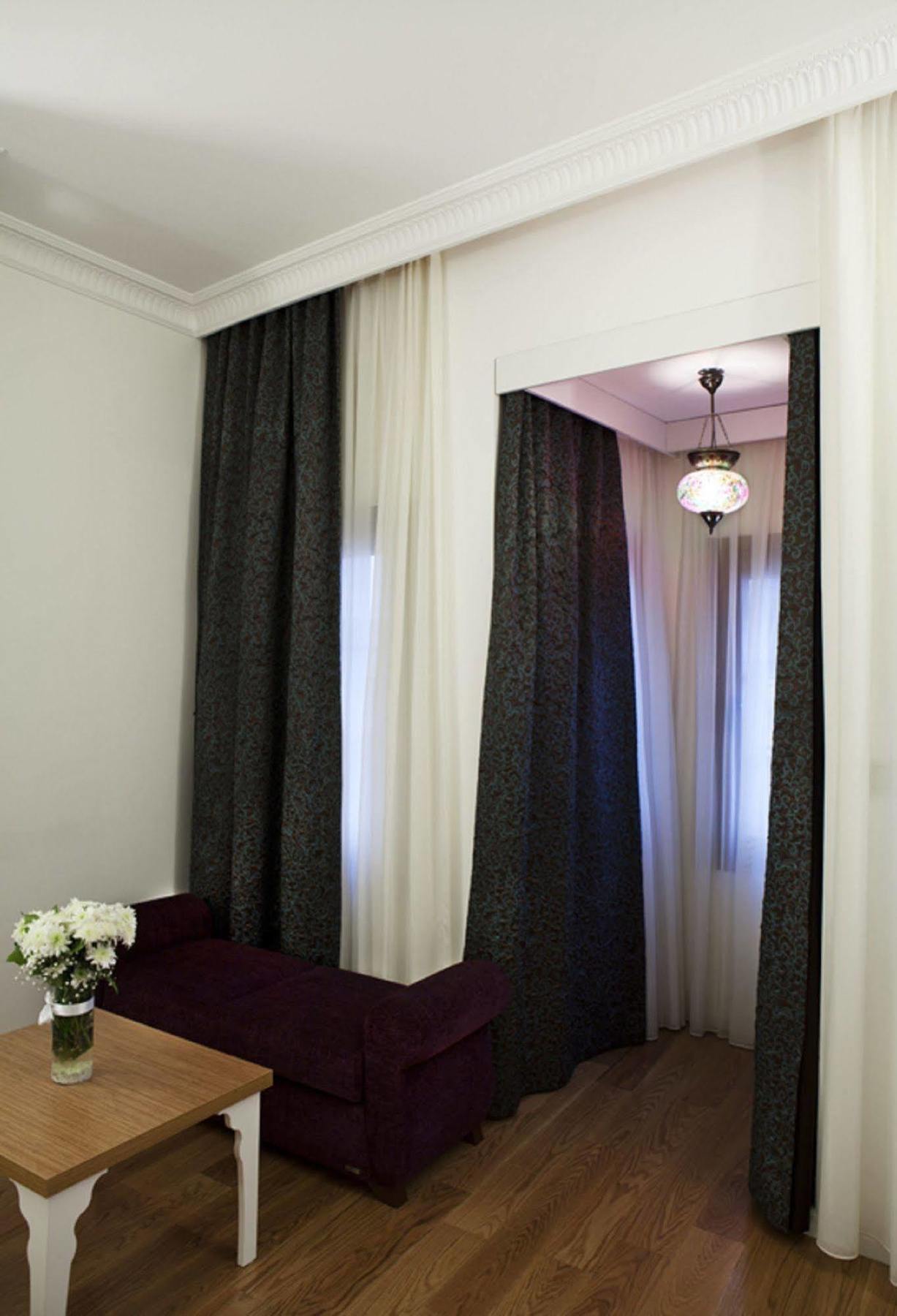 Jakaranda Hotel Provincia di Provincia di Istanbul Esterno foto