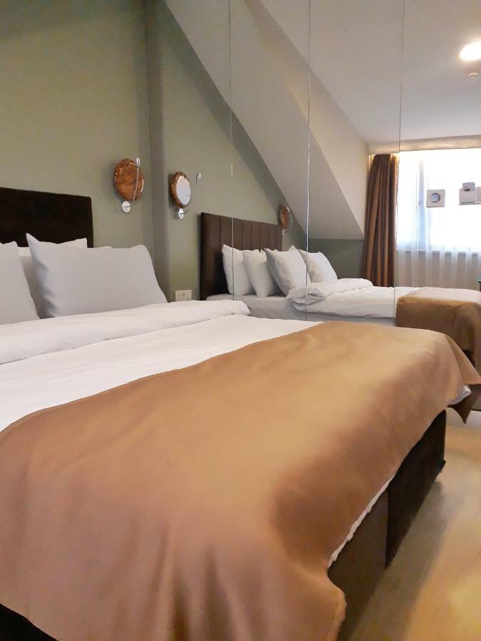 Jakaranda Hotel Provincia di Provincia di Istanbul Esterno foto