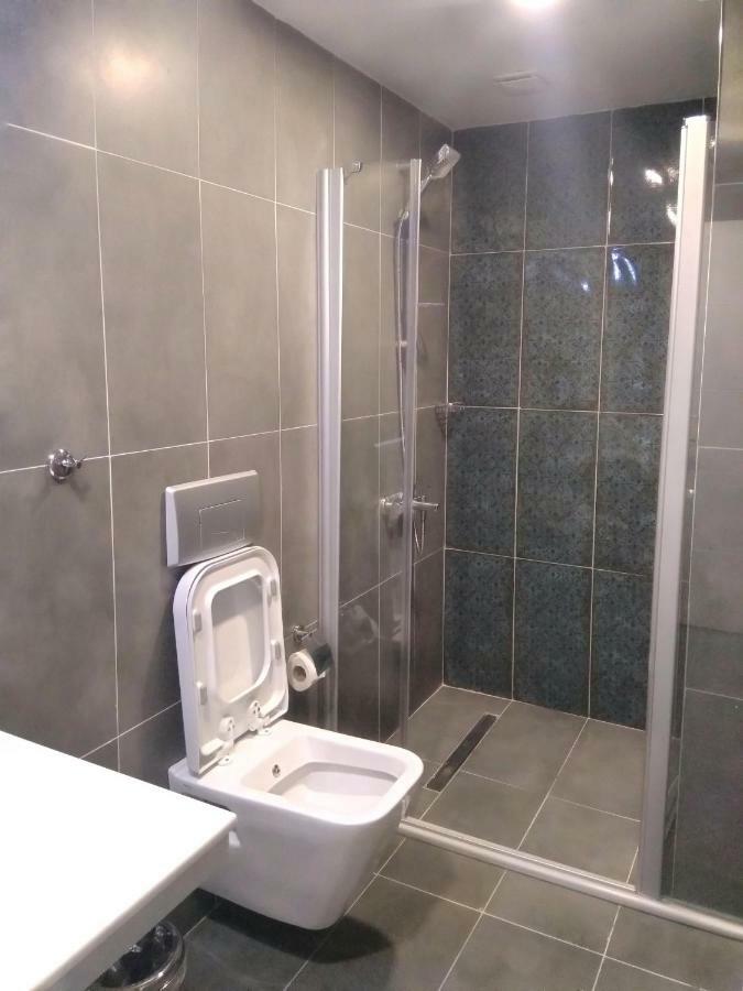 Jakaranda Hotel Provincia di Provincia di Istanbul Esterno foto
